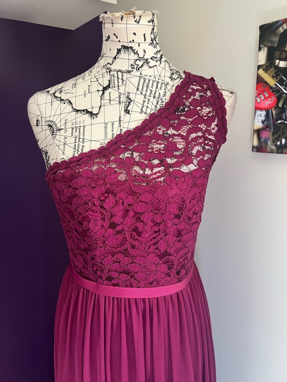 David's Bridal One-Shoulder Lace & Chiffon Bridesmaid Prom Gown - Picture 2 of 9